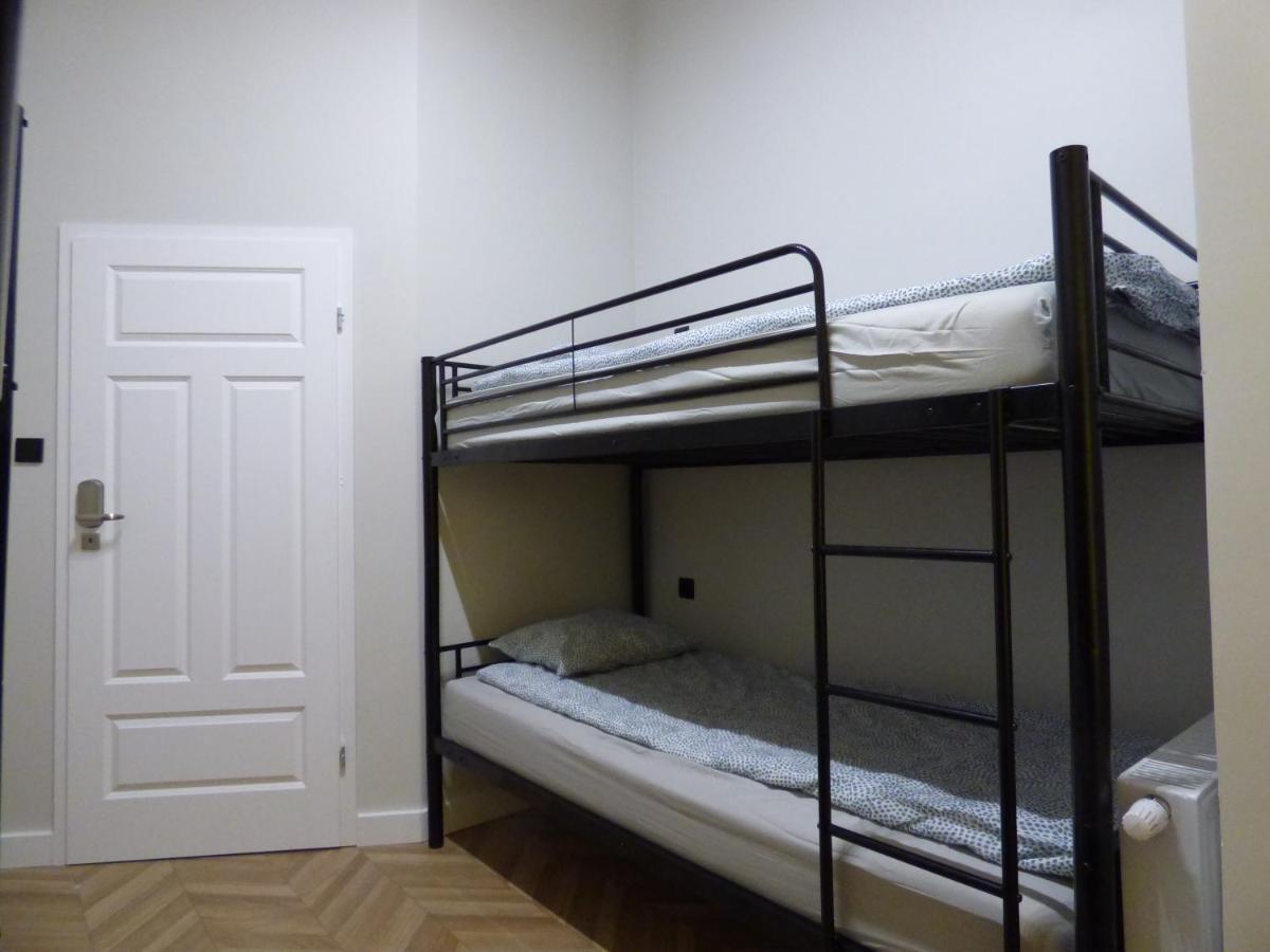 Gingerbread Hostel Торунь Екстер'єр фото