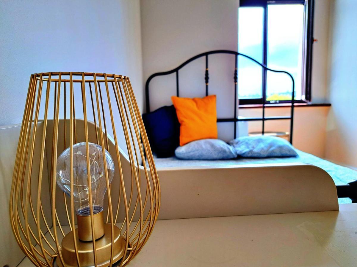 Gingerbread Hostel Торунь Екстер'єр фото